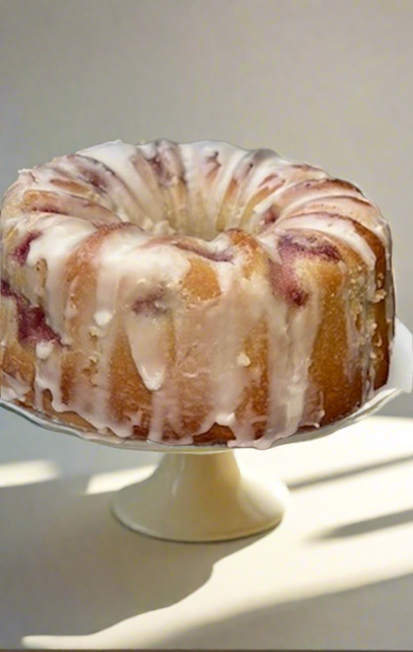 Strawberry Lemonade Bundt cake