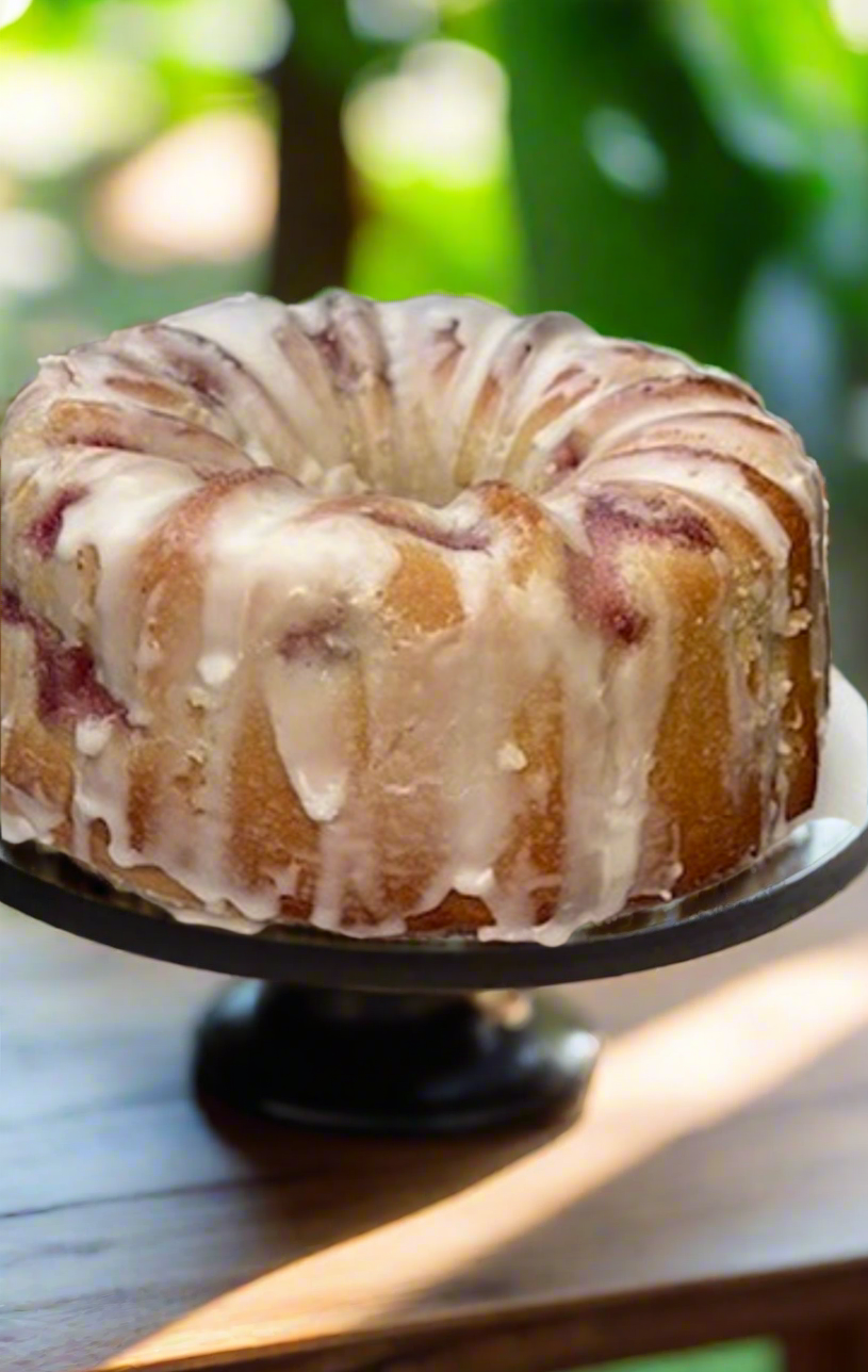Strawberry Lemonade Bundt cake