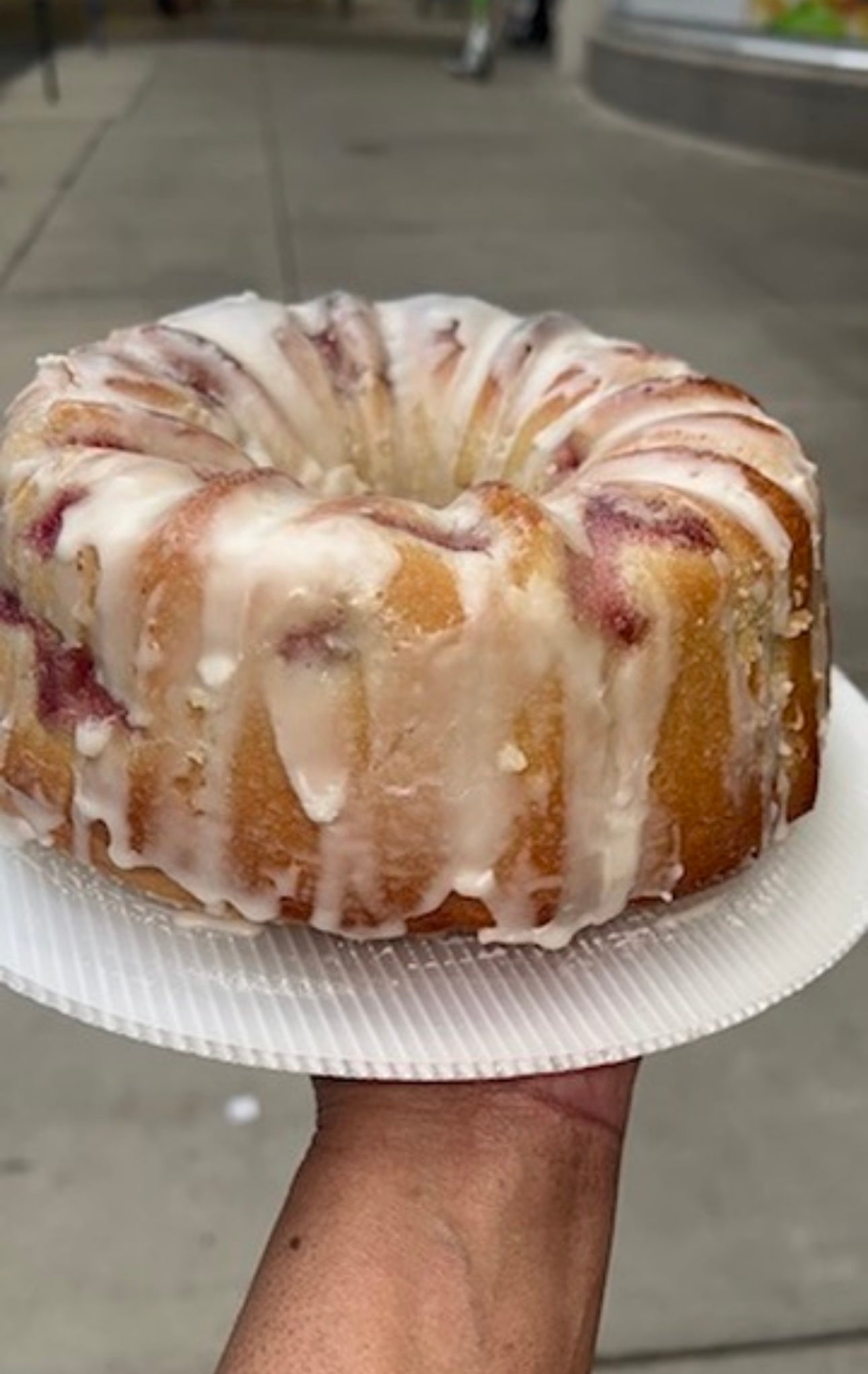 Strawberry lemonade, Bundt cake